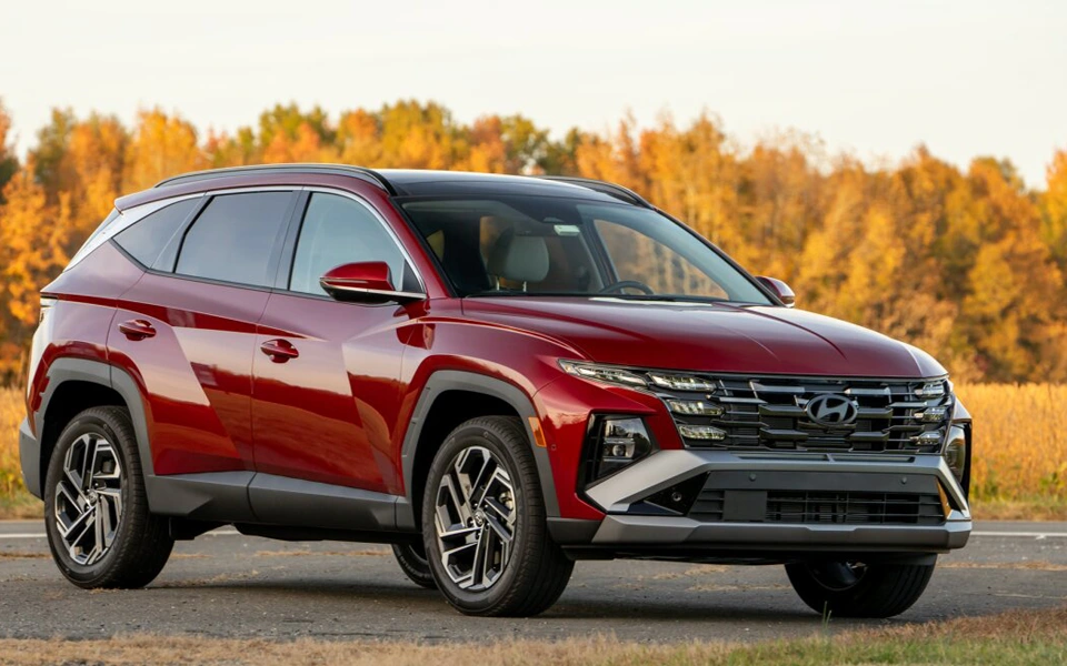 Hyundai Tucson in list of Compact Cars in the Most Popular Cars in Dubai