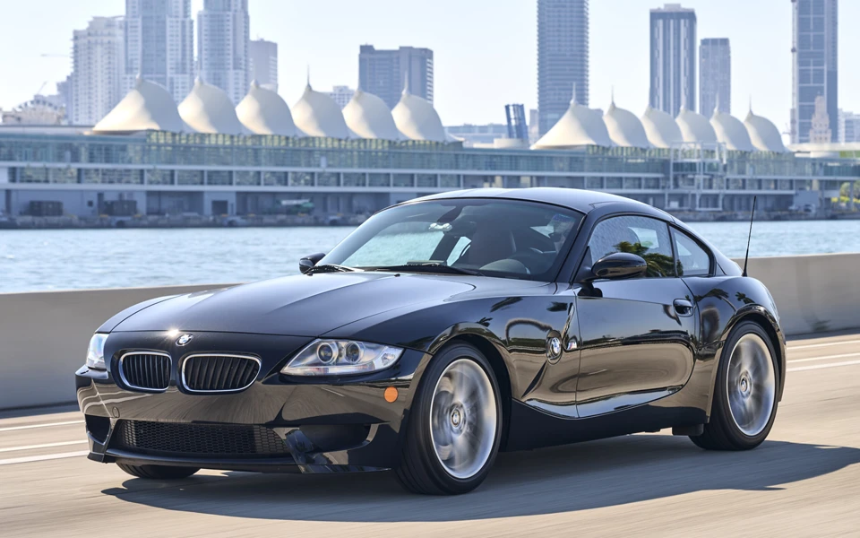 BMW Z4 is the Budget Sports Cars & Coupes Cheap Used Cars in UAE