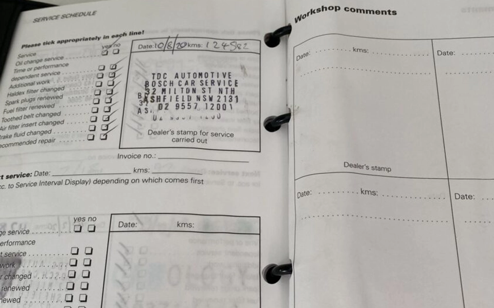 verified service records showing regular maintenance and oil changes for a used car